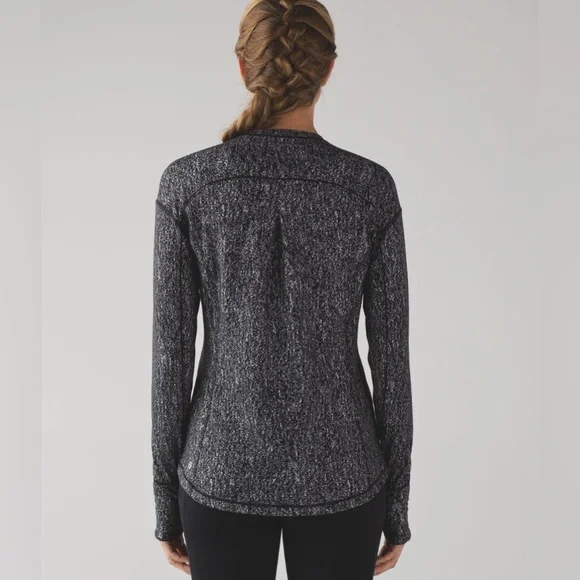 Lululemon Outrun Long Sleeve - Picture 2 of 11